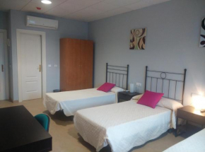 Гостиница Hostal la Molina  Алора